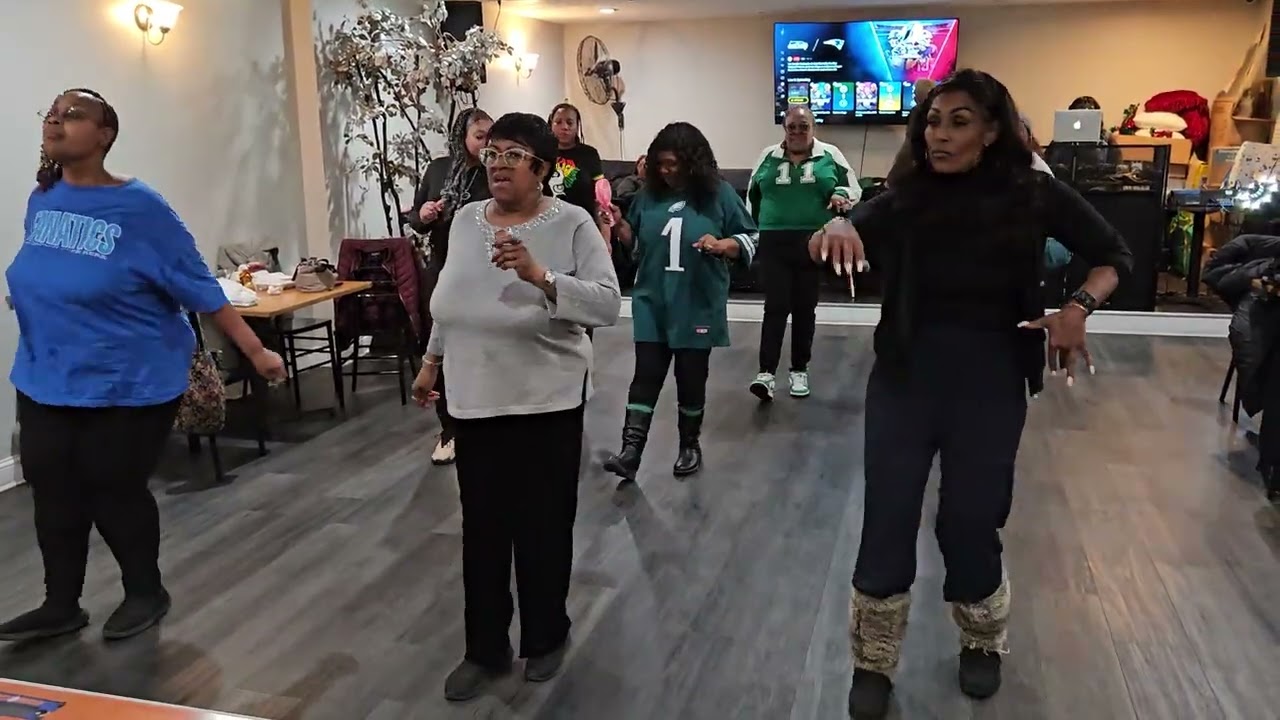 Sunday Linedance Wit Yolonda At ILLUSIONS 2-8-26 