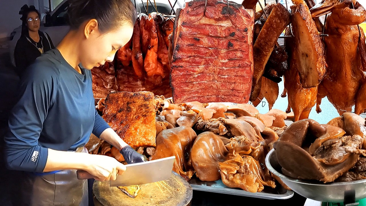 Watch Her Skills! She Best Pork Chops Chopping! Cambodian Street Food