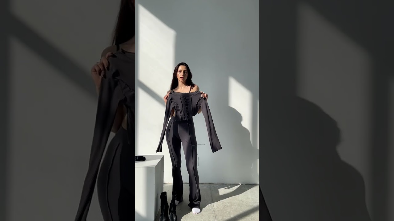 Костюм из лапши от Escalate the brand