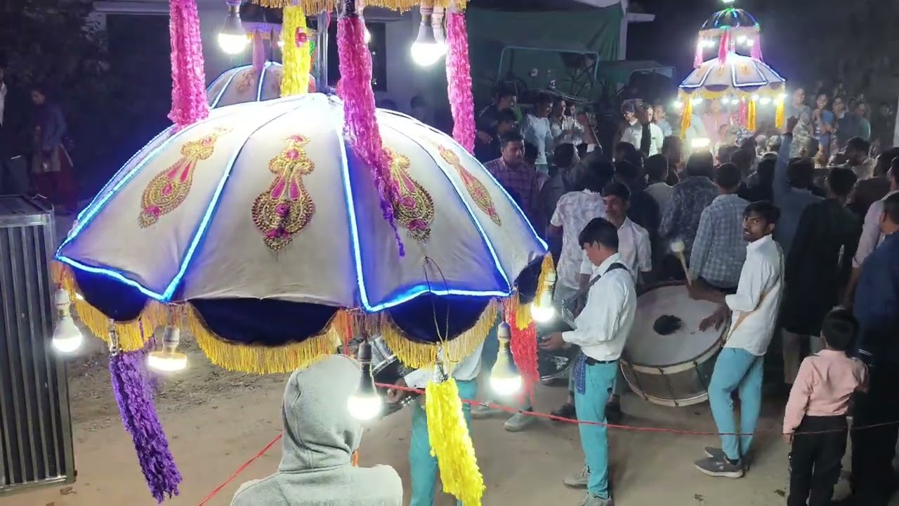 PRIYA BAND PAROSAWADA..ganesh jummer 9558697871