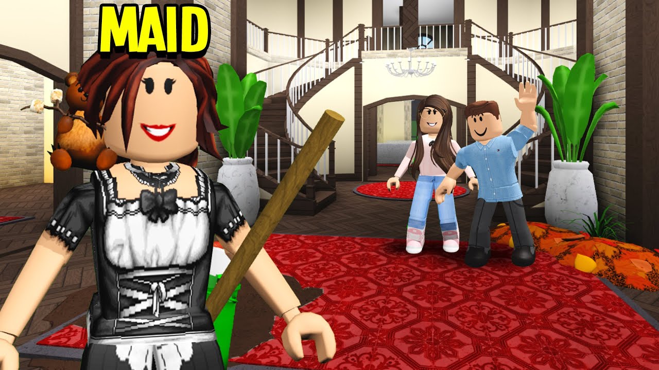 I Worked As A MAID.. What I Found In This Mansion Will SCARE You! (Roblox Bloxburg)