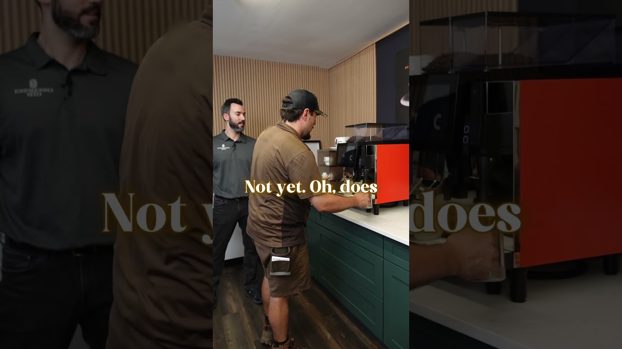 Friendly Delivery Driver Makes Cappucino on Thermoplan CTS