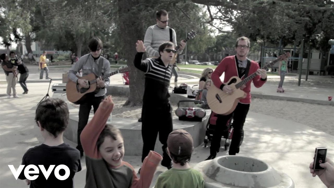 Weezer - (If You're Wondering If I Want You To) I Want You (GO Show Extra)