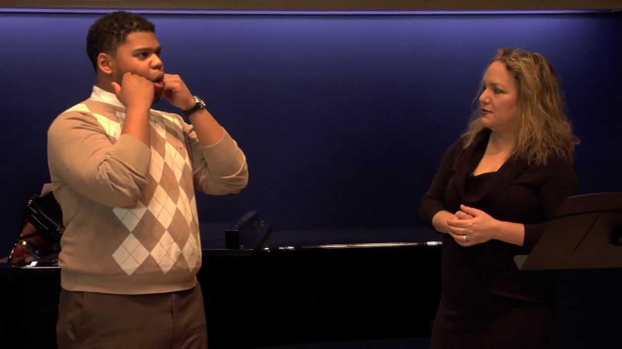 How to Sing in French: A Voice Lesson