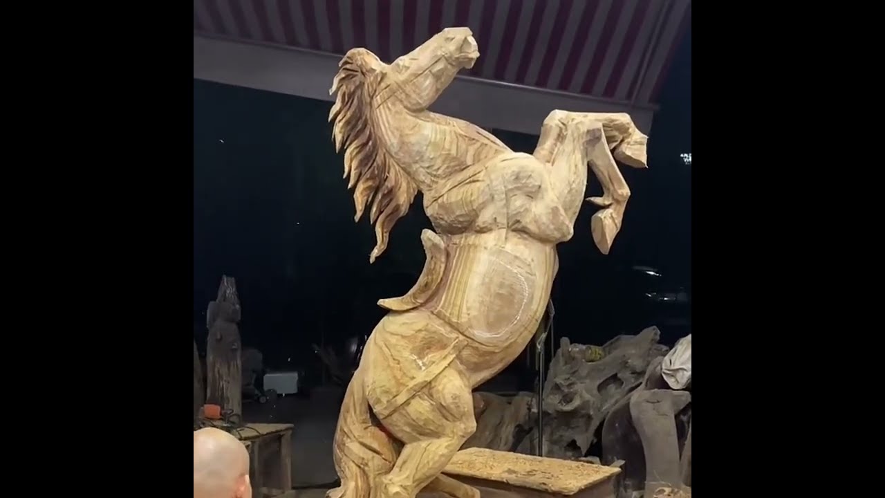 Amazing Wood Carving Horse &ndash; Majestic Handcrafted Sculptures