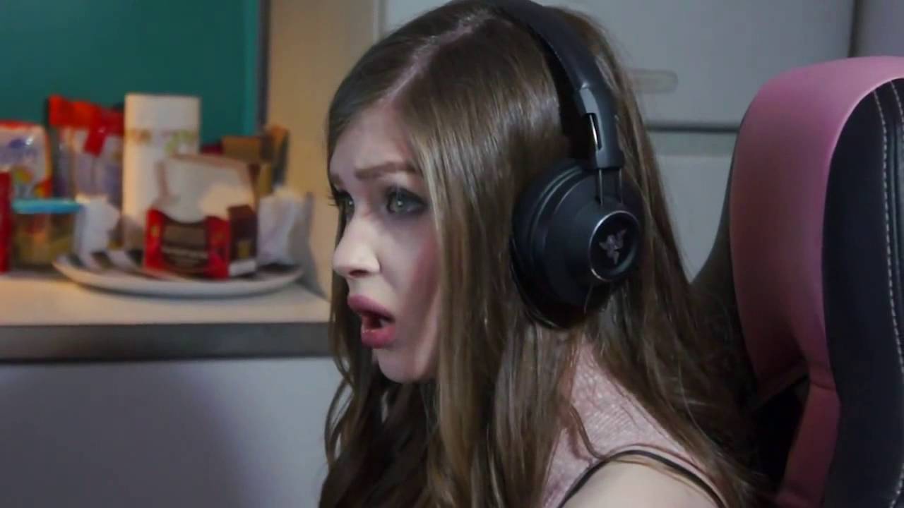 Смешной момент, СТРИМЕРША КАРИНА- ПОГОНЯ ЗАПИСЯМИ