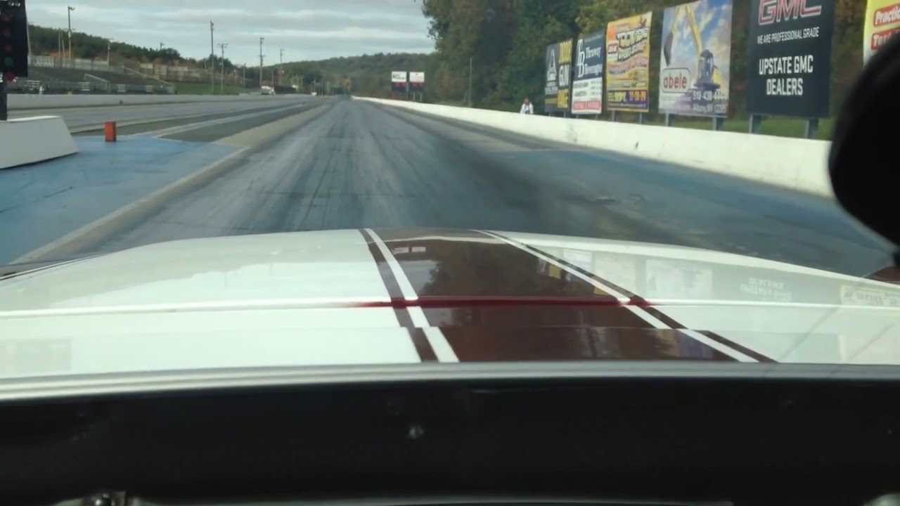 1970 Chevelle SS 454 LS6 vs. Dodge Hemi Charger 500