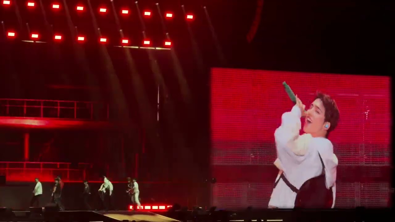 4K ‘HOT’ SEVENTEEN (세븐틴) New_ World Tour in LA 10/16/25