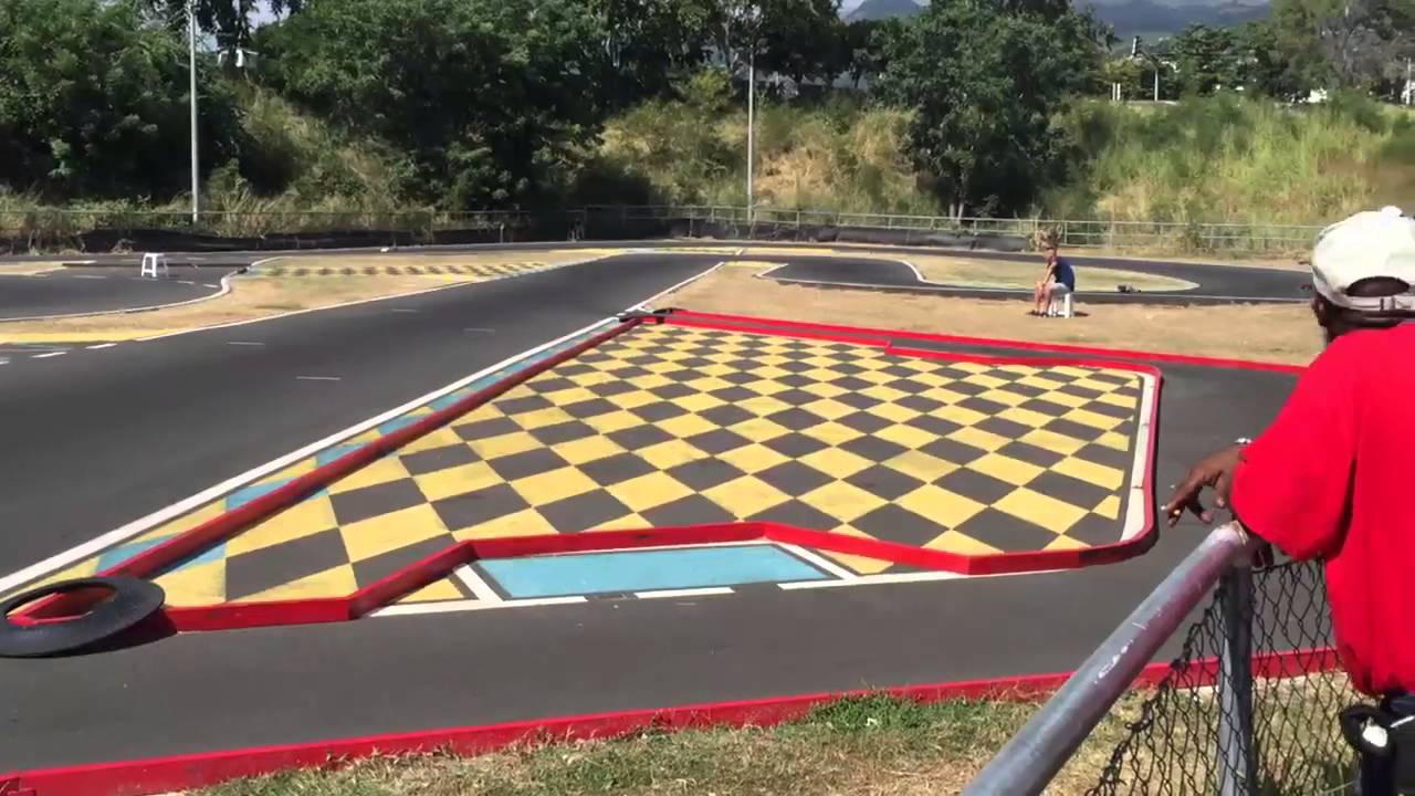 3e manche Championnat Reunion - Qualifs 1/8 4x4 - Vidéo 1/7