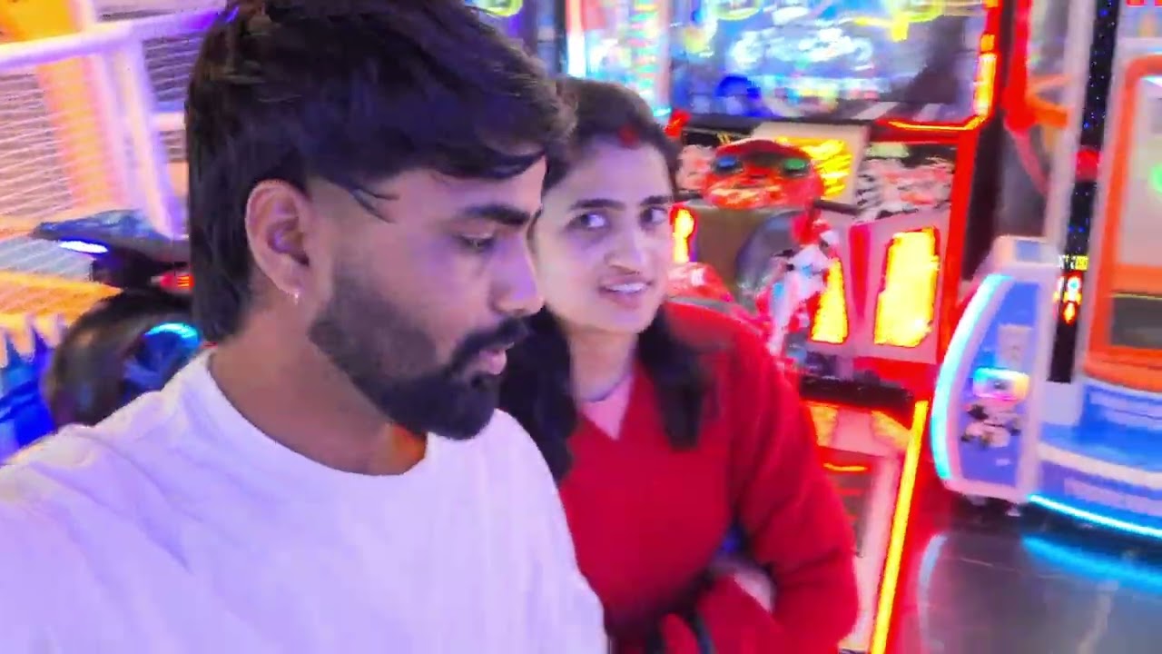 Mall me ye kya ho gya😅😱
