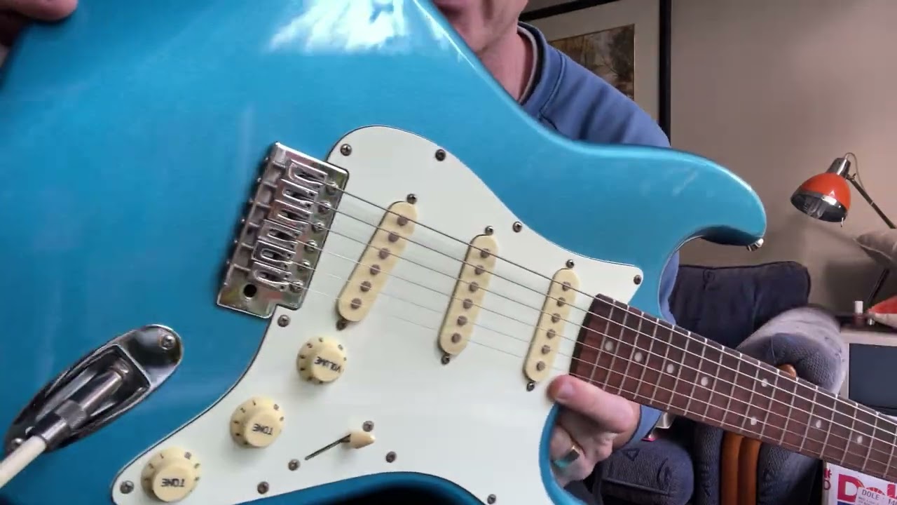 VINTAGE Series SX Stratocaster of DOOM!!