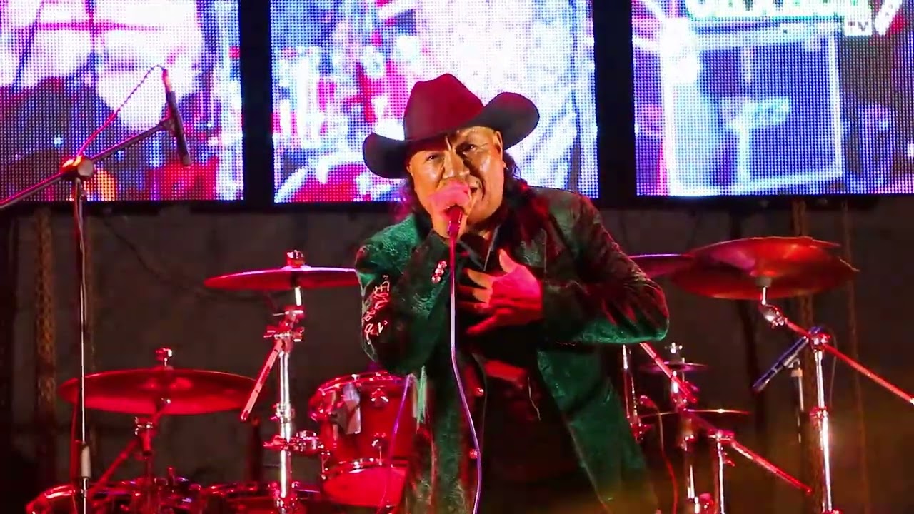 ME NACE DEL ALMA   /Sangre De Accion  (EN VIVO)