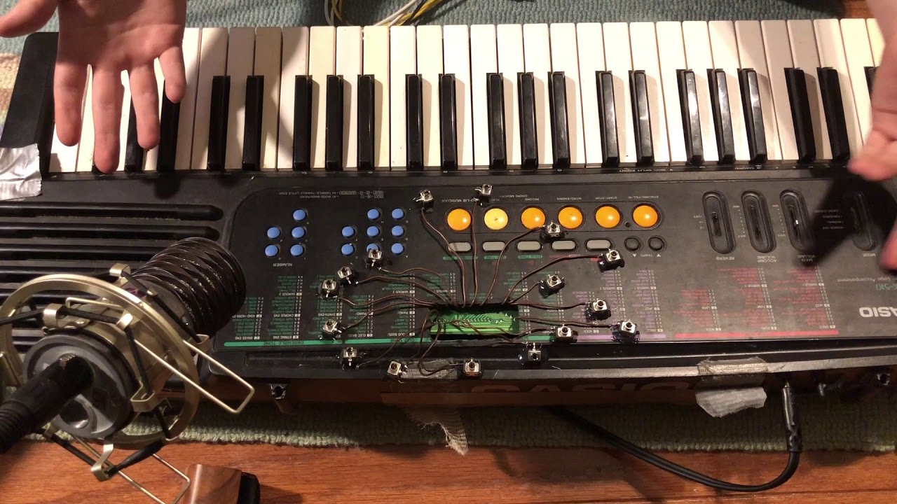Casiotuhlu- circuit bent Casio keyboard