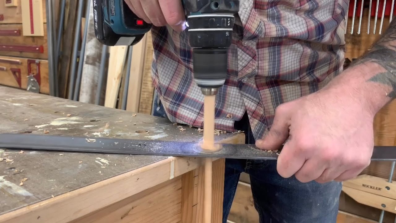 Woodworking Secrets || How to Make Your Own Dowels