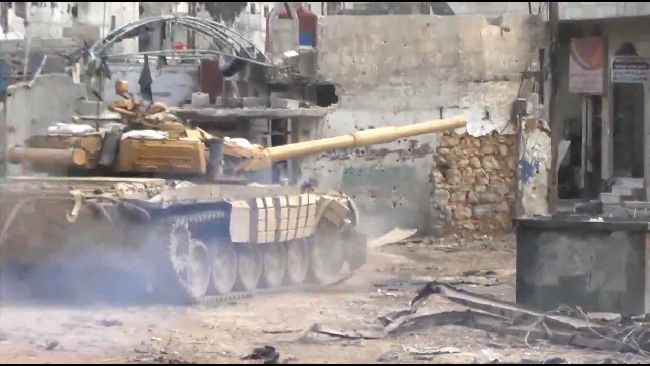 ᴴᴰ T-72 Tank with GoPro&trade; get Hit in an Ambush in Darayya Syria &diams; subtitles &diams;