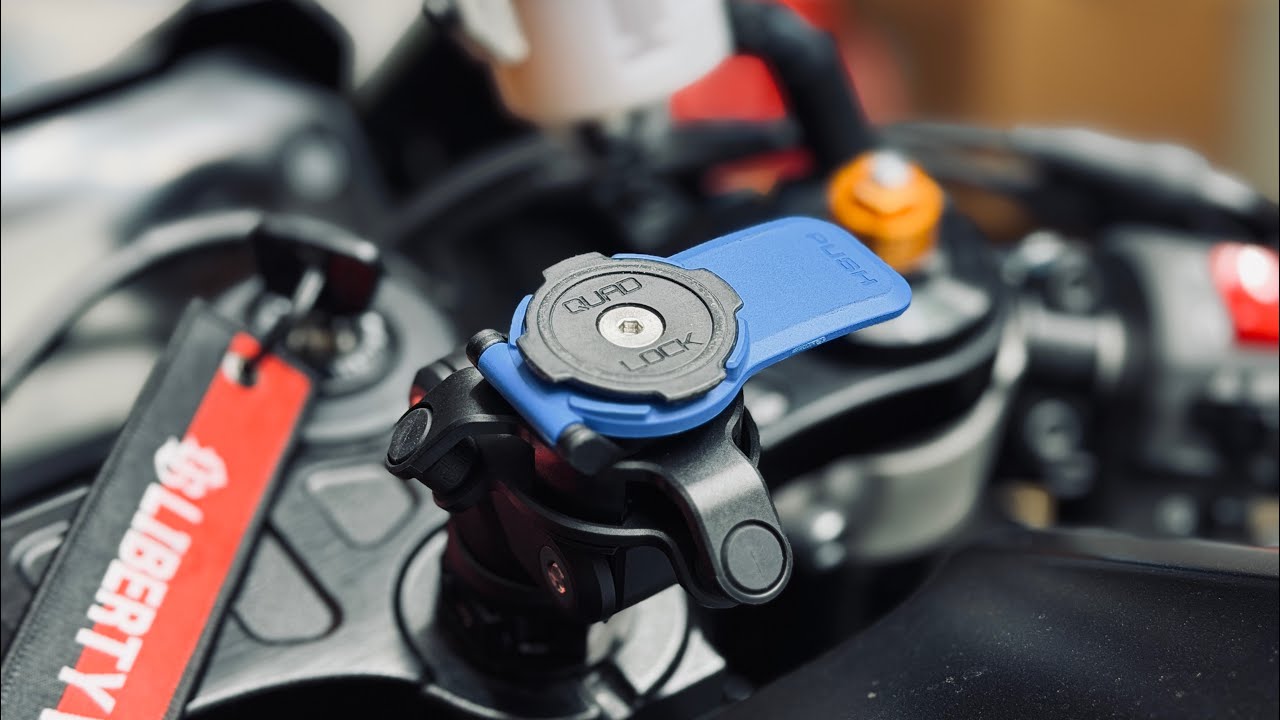 How to Install a Quadlock Phone Mount to your Yamaha R7