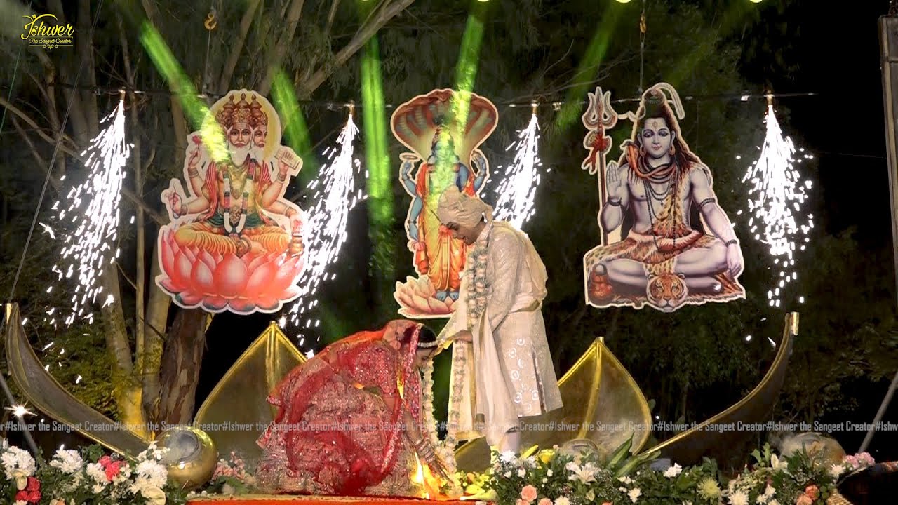 Grand Varmala in2K22-that moment,it felt like the whole universe existed just to bring them together