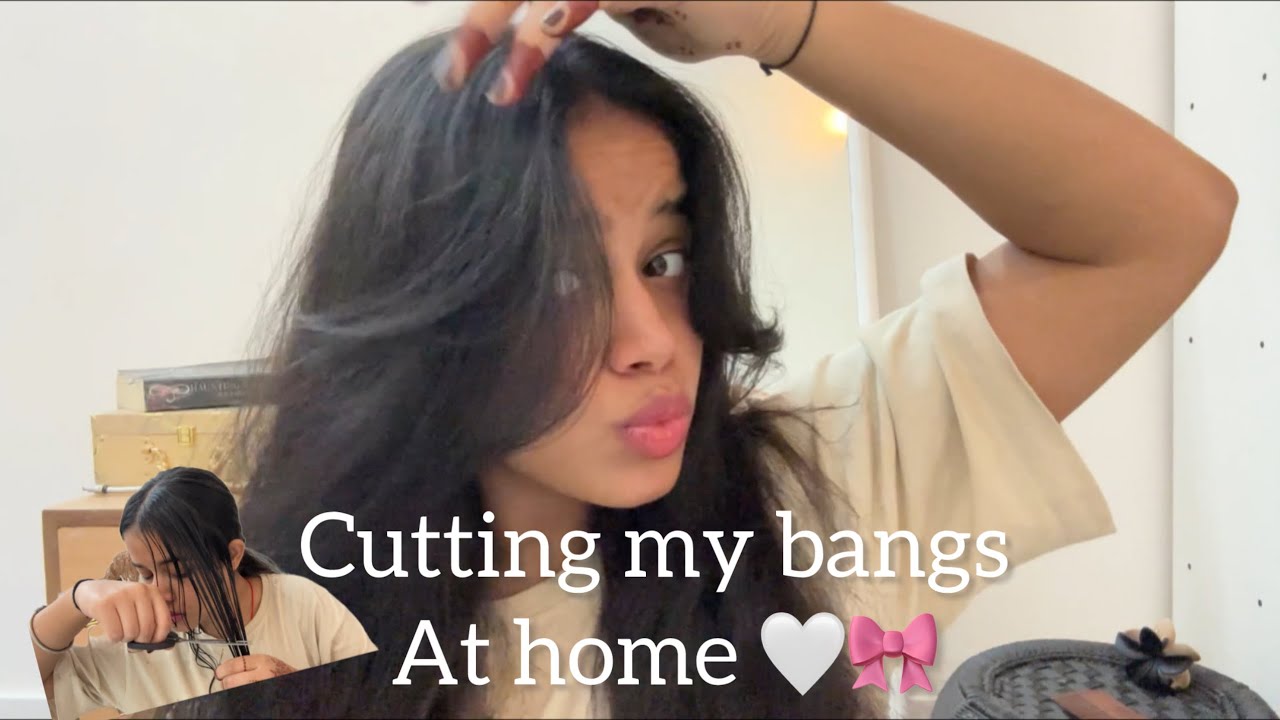 Cutting my bangs at home 🤍🎀 || VanshikhaKoli ||