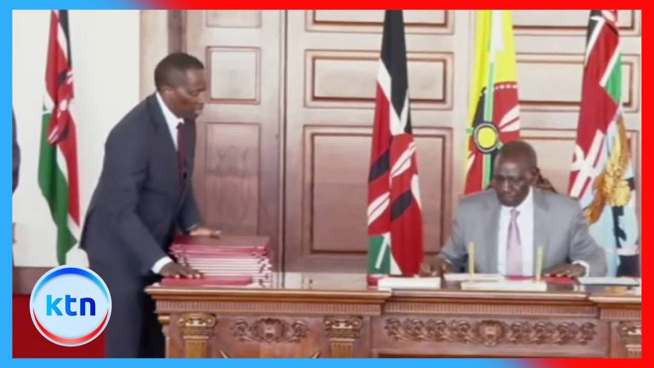 Ruto atia saini sheria mpya kuimarisha sekta ya kahawa, reli na huduma za hali ya hewa