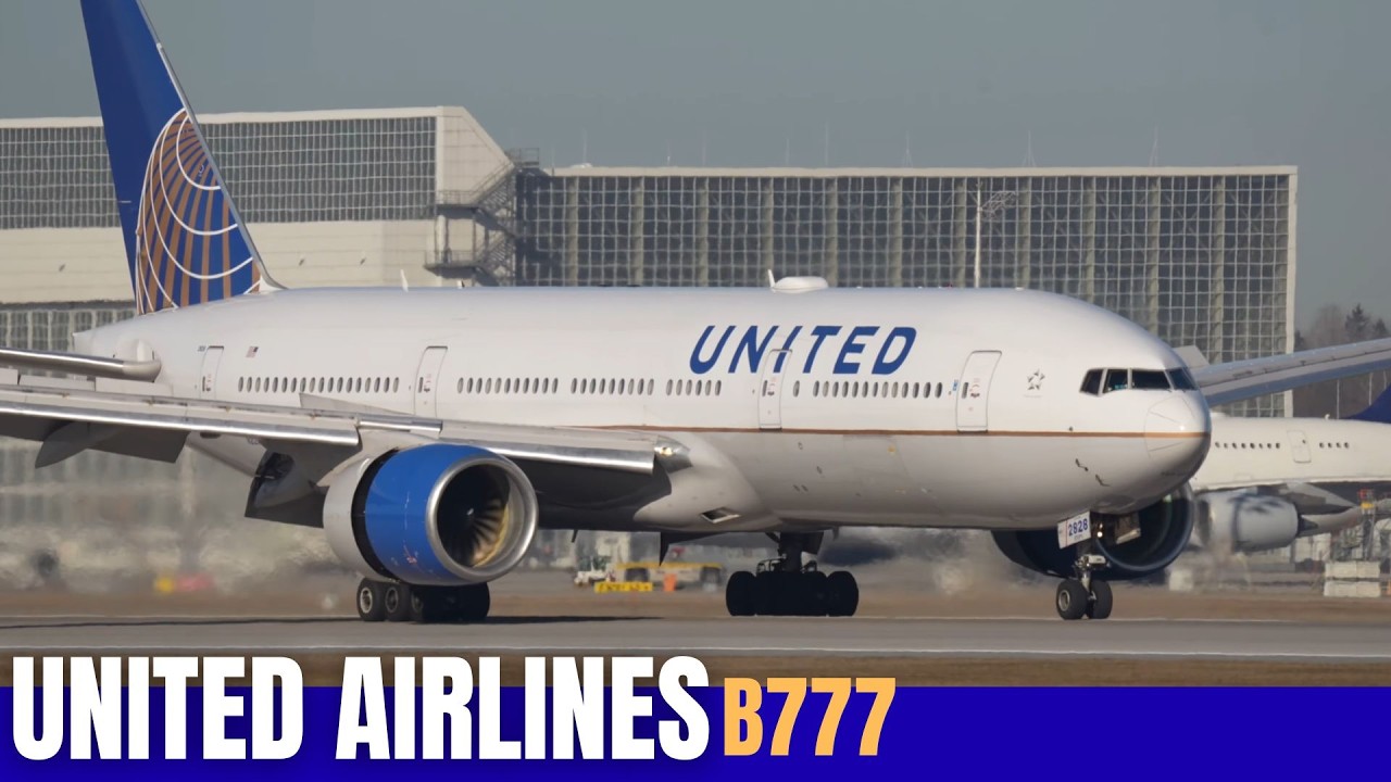 B777-200 United Airlines landing at Munich Airport MUC