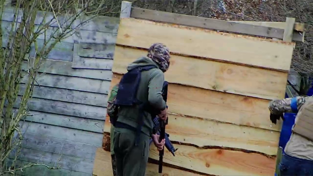 Casual stroll through the enemy spawn