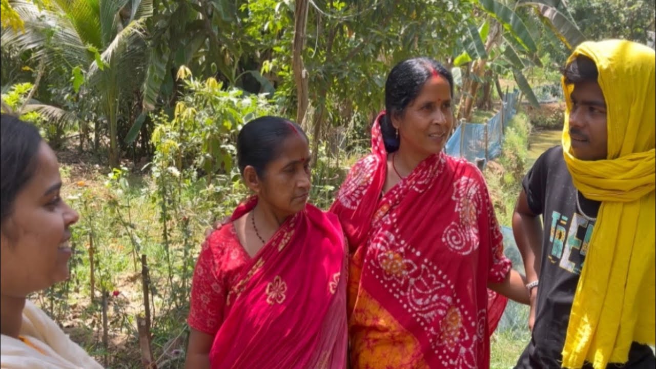 আমার বোন মরুর শরীর খারাপ তাই  প্রিয়ার মা আর প্রিয়া মরুকে দেখতে গেল।।