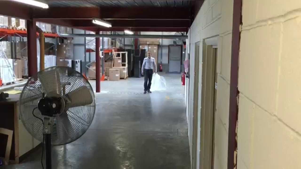 High Velocity Floor Standing Industrial Pedestal Fan 24