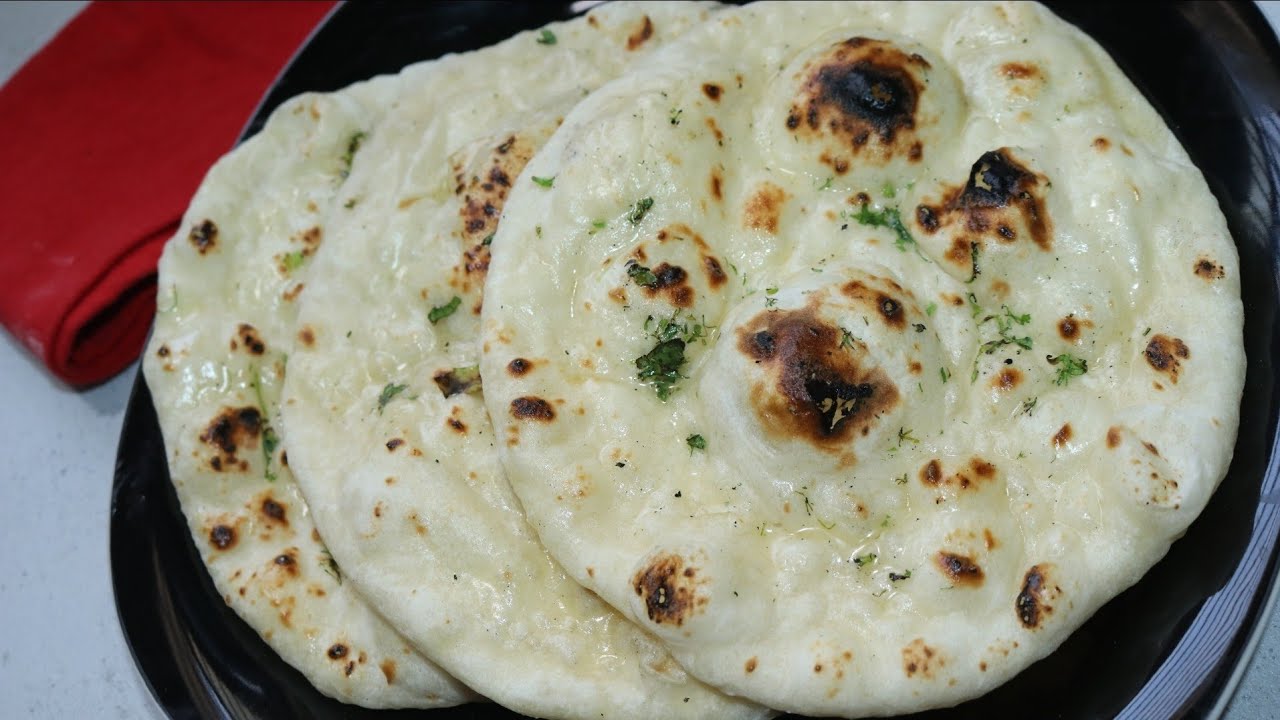 Tandoori Butter Naan Recipe in hindi... without Yeast, without Tandoor, without Oven