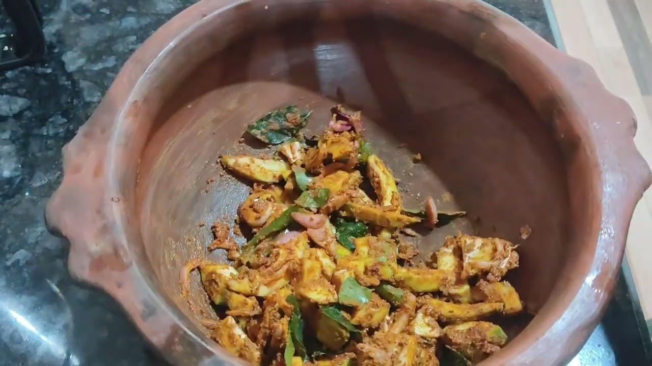 എല്ലാവരും ഉണ്ടാക്കുന്ന പോലെ ഞാനും ഈ മീൻ കറി ഉണ്ടാക്കി നോക്കി സൂപ്പർ ടേസ്റ്റ് 