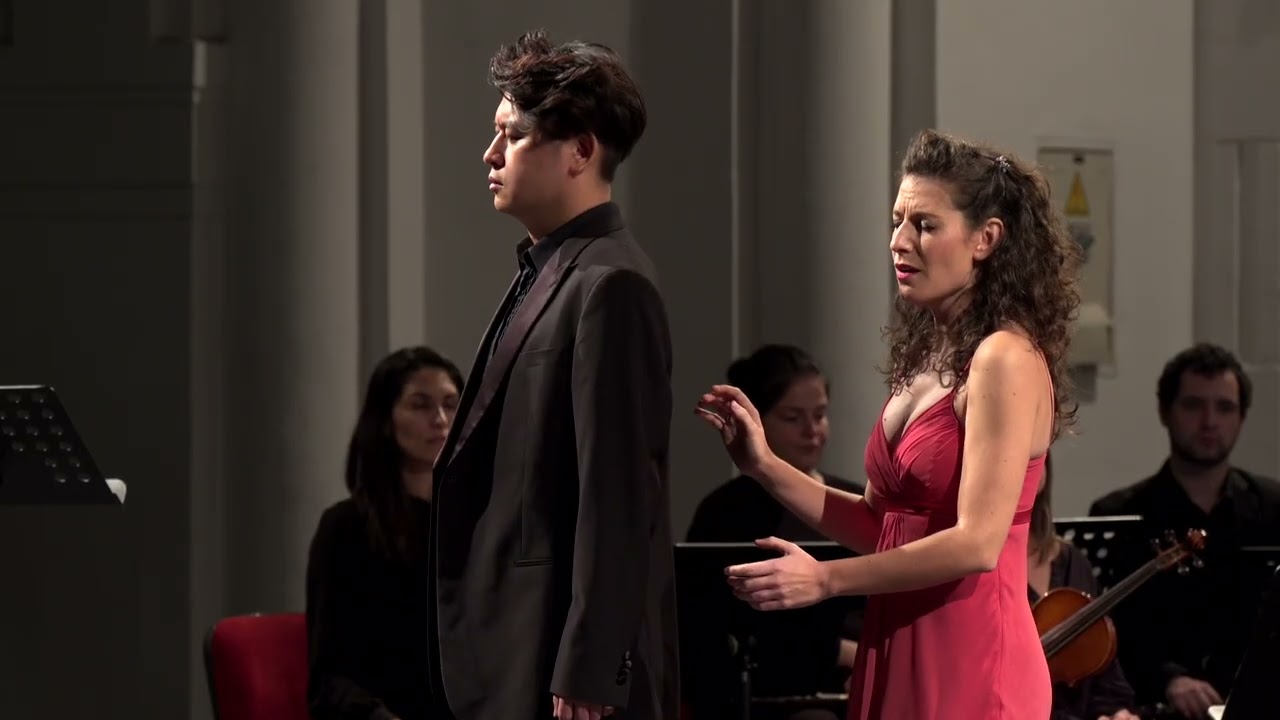 Alcina :  
