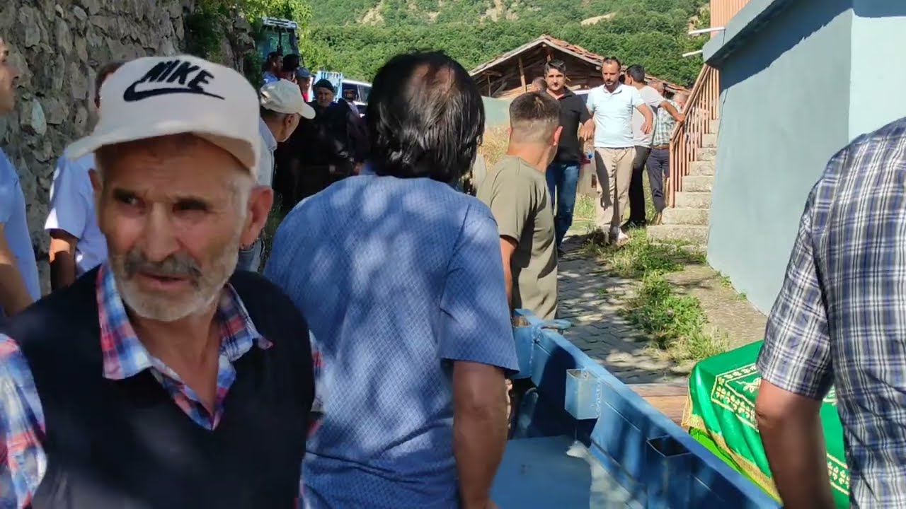 ERBAA GÜMÜŞALAN KÖYÜ LÜTFİYE KÖKTÜRK CENAZE MERASİMİ EVDEN MERKEZ CAMİYE 17 Temmuz 2025