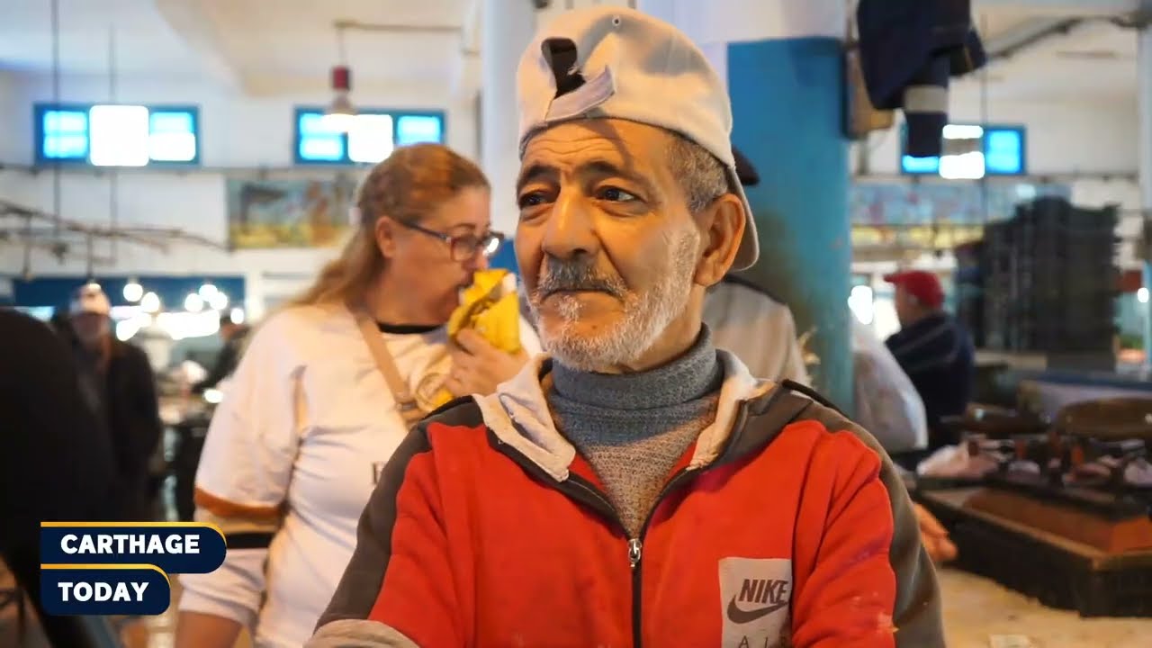 بائع سمك بمرشي 