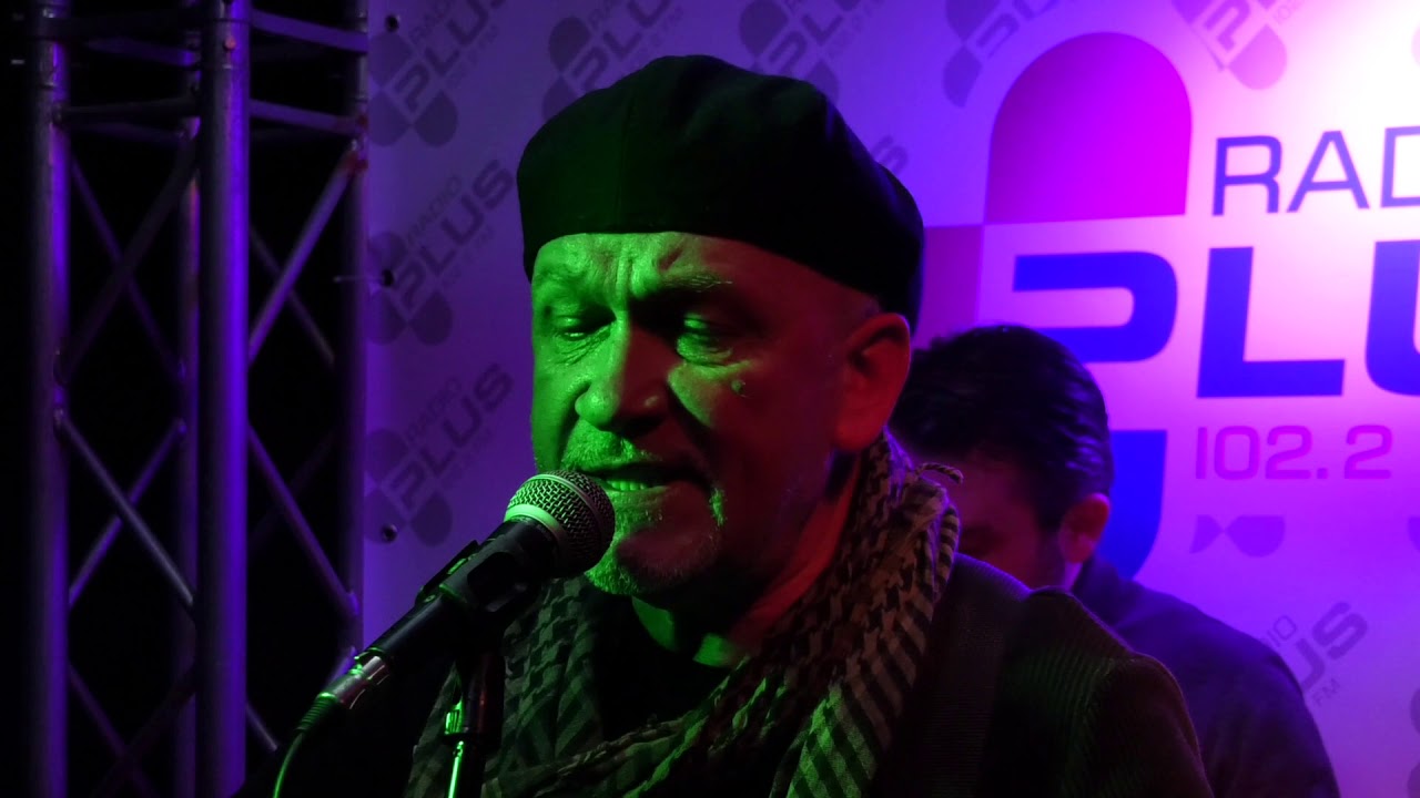 Fisniket - Do Të Shkrihem  (Acoustic Night - Radio Plus)