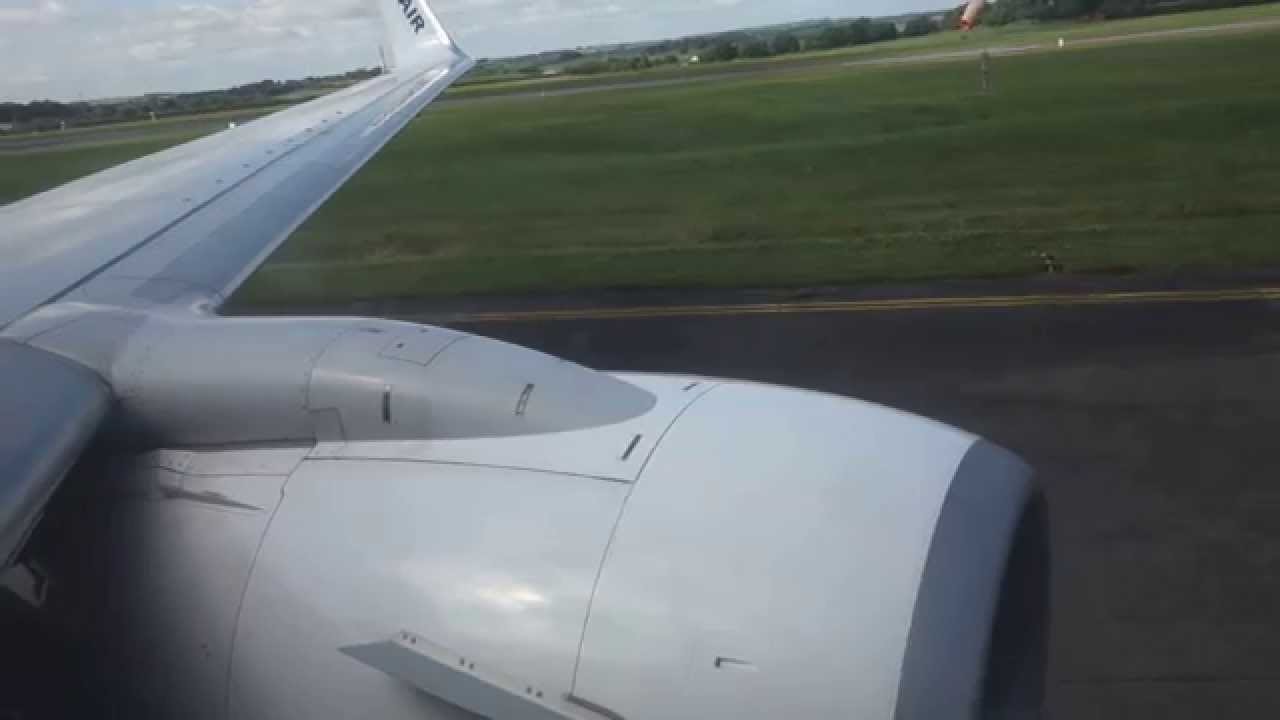 737-800 Ryanair pushback and start up with safety demo audio