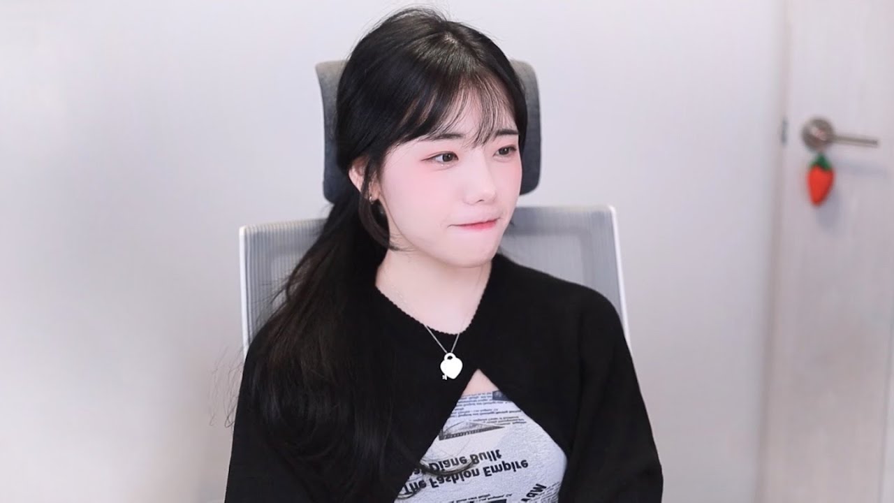 나랑 좀 놀아줘...