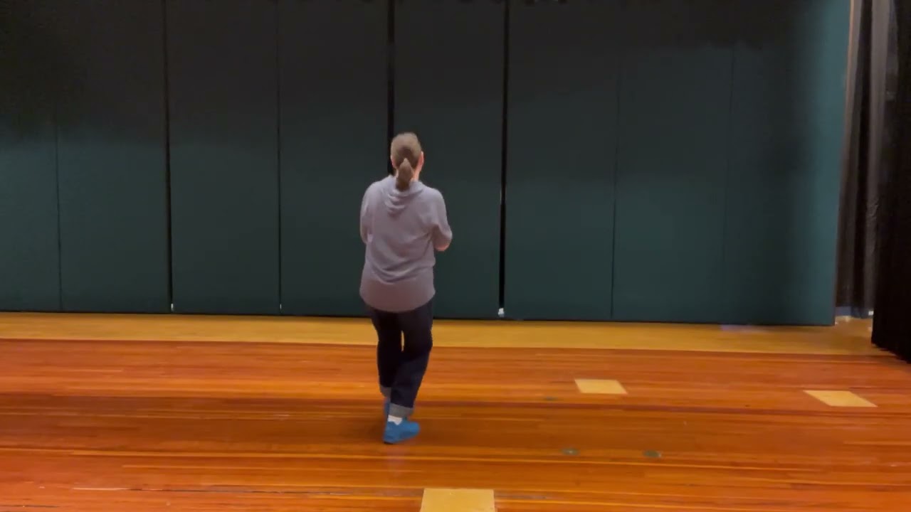 Morning Person Full Performance Behind - Shrek Jr.