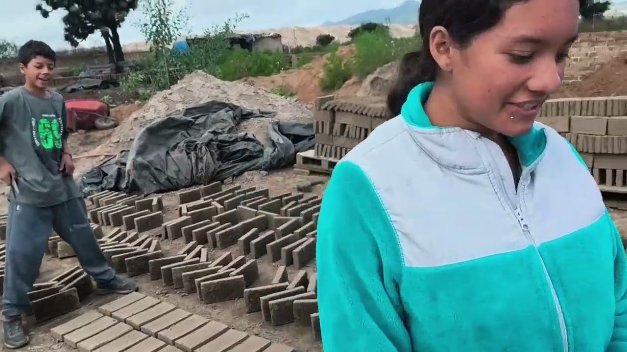 Un hermoso día aquí en mi ladrillera🥰🥰