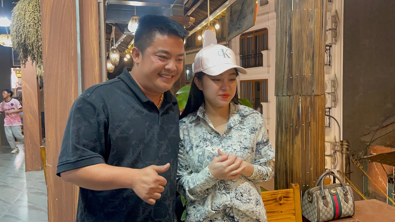 BẤT NGỜ NHẬN QUÀ “KHỦNG” TỪ VỢ CHỒNG CHỦ TỊCH - A HẢI SAPA TV