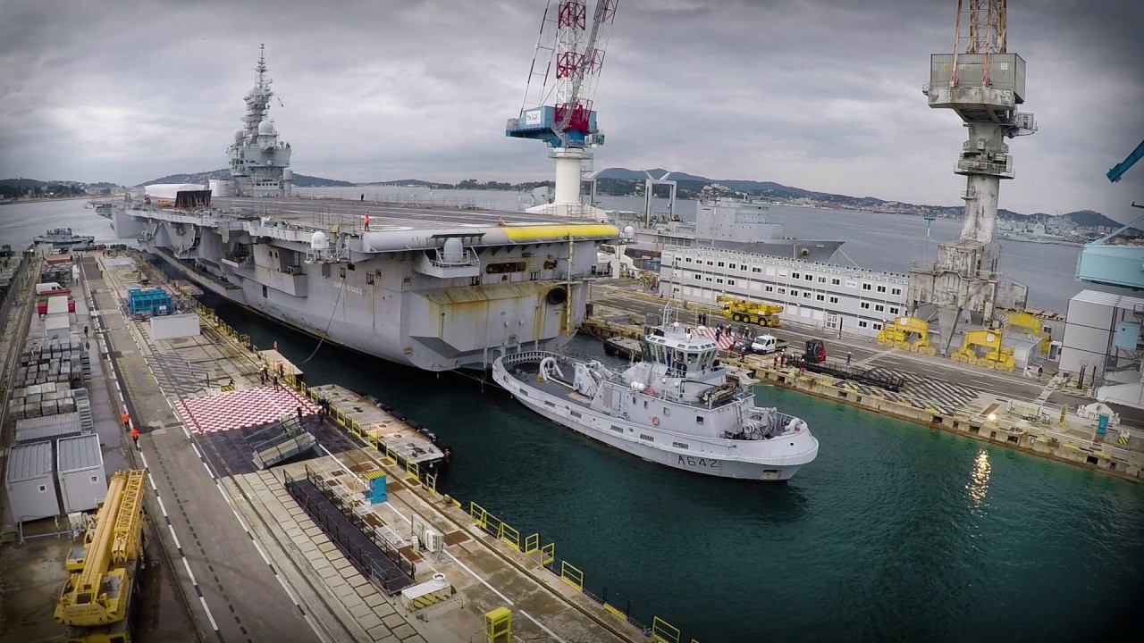 [MODERNISATION DU CHARLES DE GAULLE] Entrée au bassin -TIMELAPSE