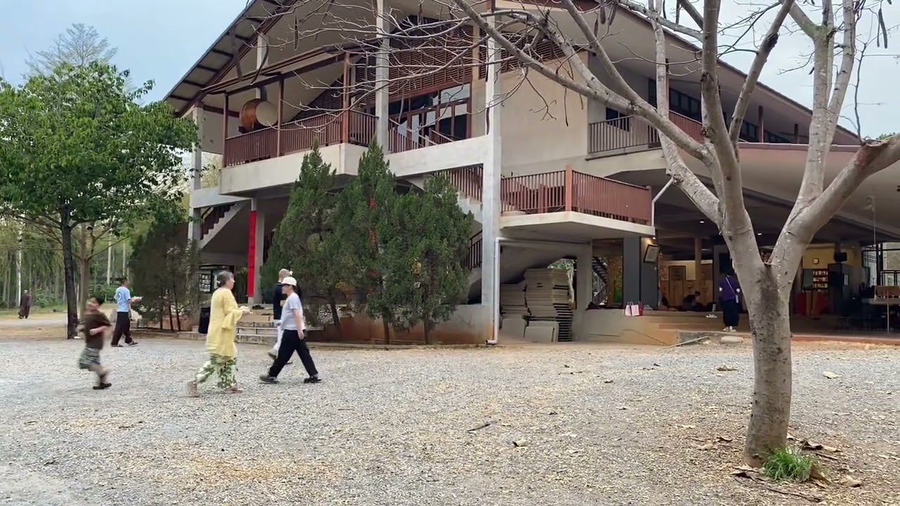 Thiền hành - Thiền ăn - Làng Mai 2026