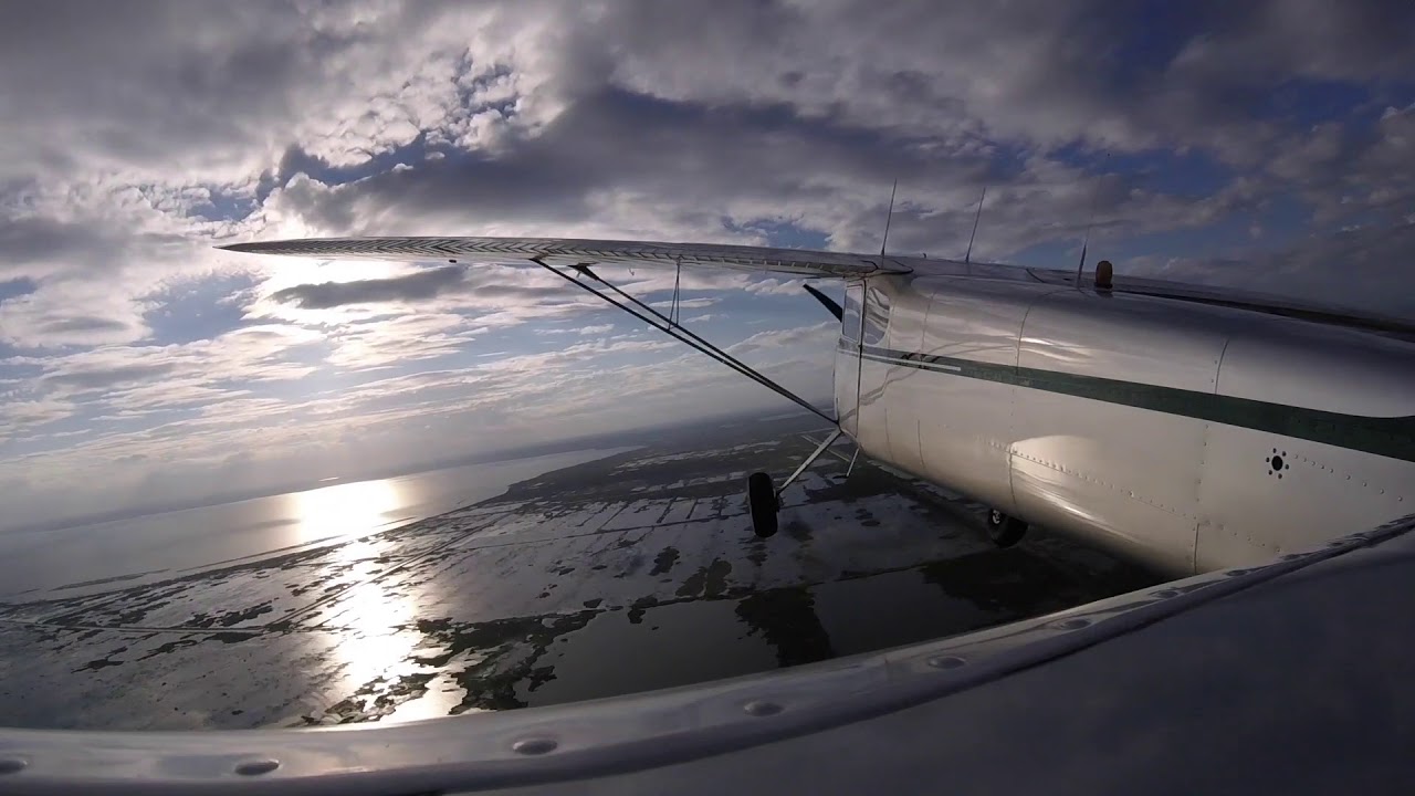 Gusty Crosswind Landings in a Cessna 170