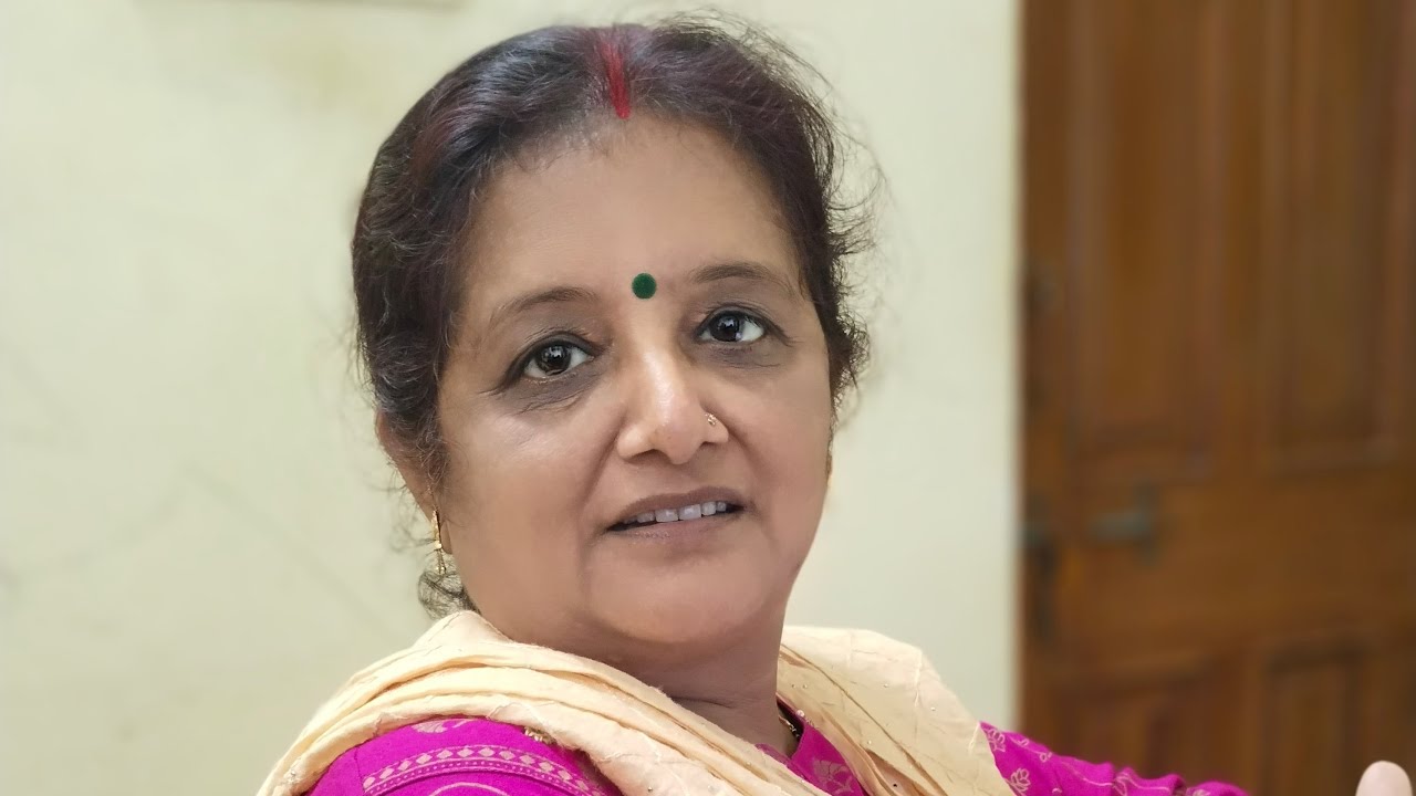 USHA KI RASOI is live! Good afternoon friends आप सभी का स्वागत है उषा की रसोई में 🤗🤗🤗. ...
