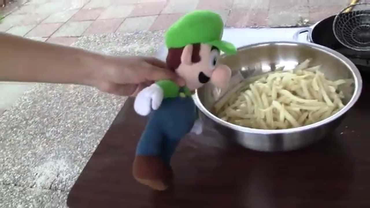 Cooking with Chef Luigi: French Fries
