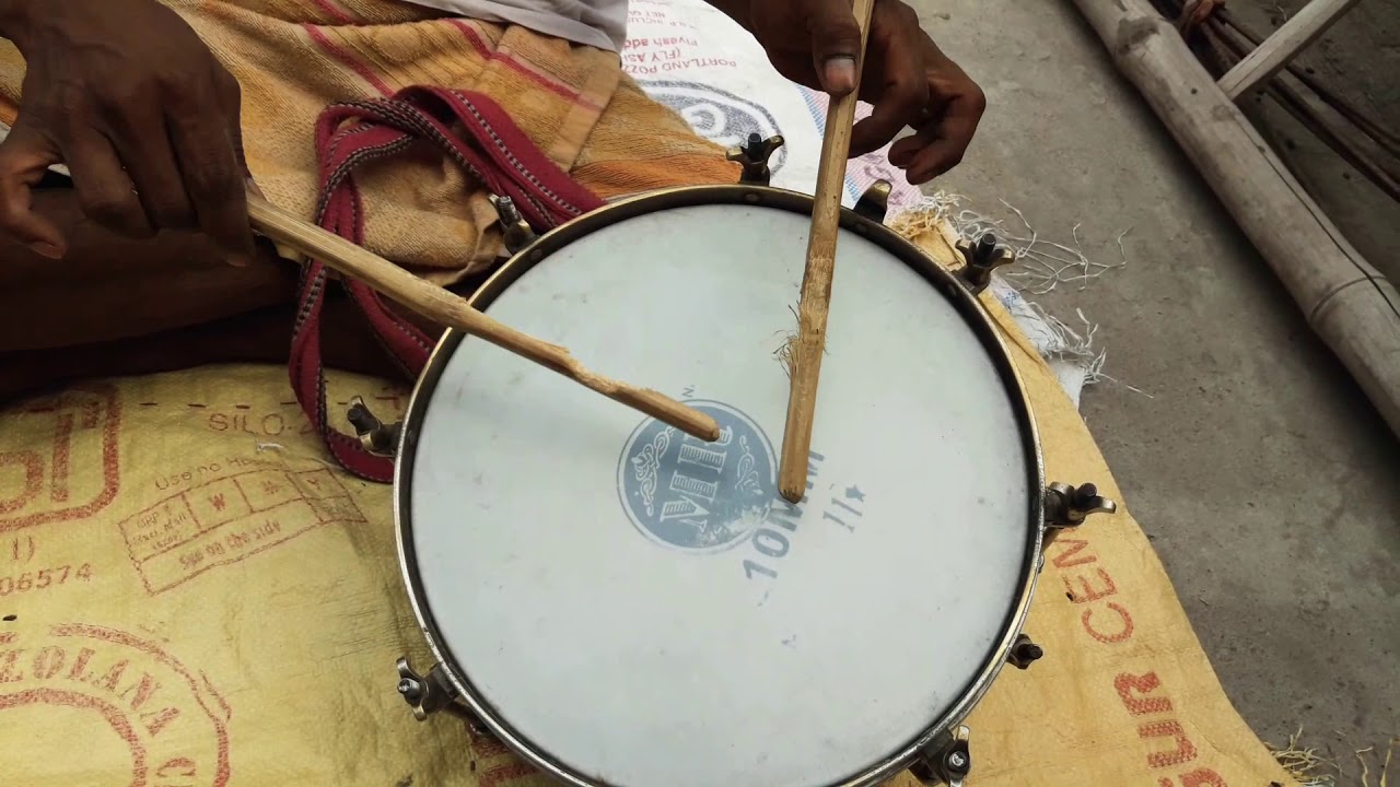DRUM Pared March snare drum