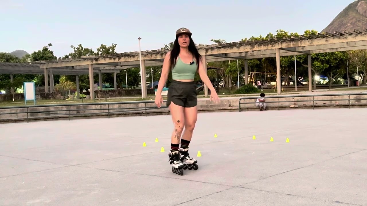 Como fazer curva de patins / Curva em tesoura de Patins /  Patinando com a Paty – Desafio 30 Dias
