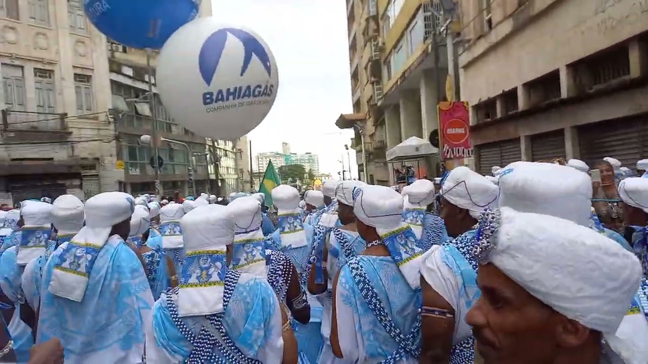 filhos de gandhy 2023, a volta do gigante branco