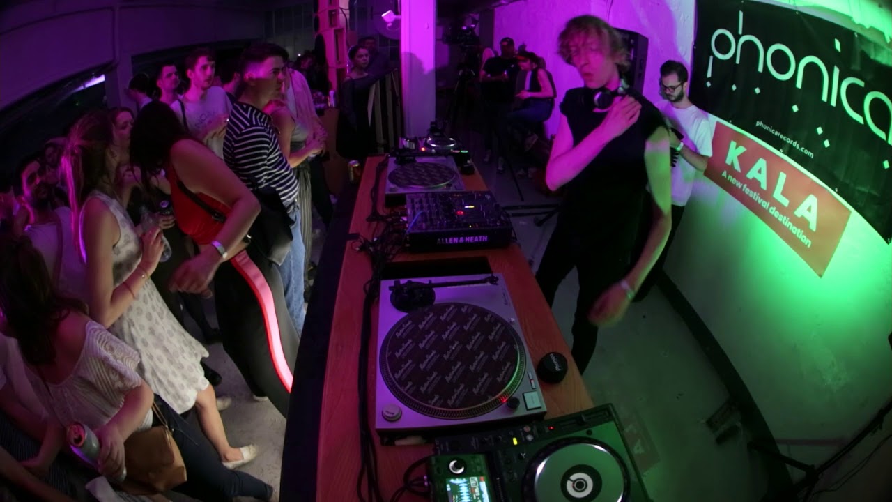 Daniel Avery Live at Phonica Records