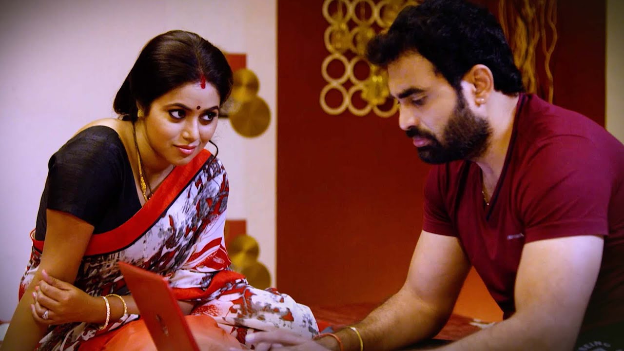 സമയം പന്ത്രണ്ട്മണി ആയി ലൈറ്റെല്ലാം ഓഫ് ചെയ്യട്ടെ രാഹുൽ.| Jenny Malayalam Dubed Movie | Shamna Kasim