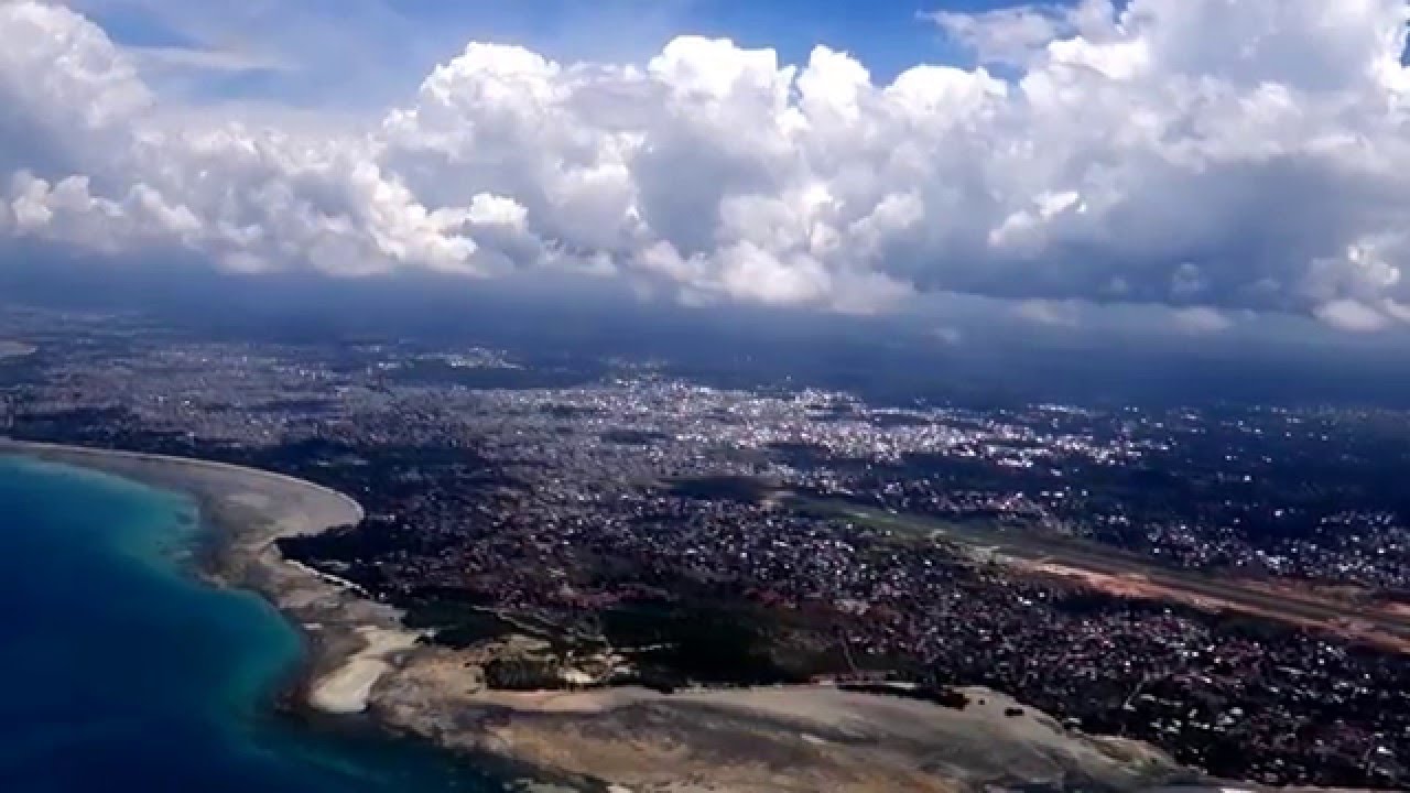 Neos 767 takeoff from Zanzibar