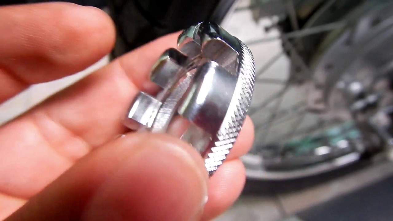 APRETAR RAYOS FLOJOS DE LOS RINES DE MOTO
